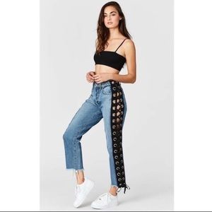 [LF] Carmar Emelia Ribbon Side
Denim Jeans